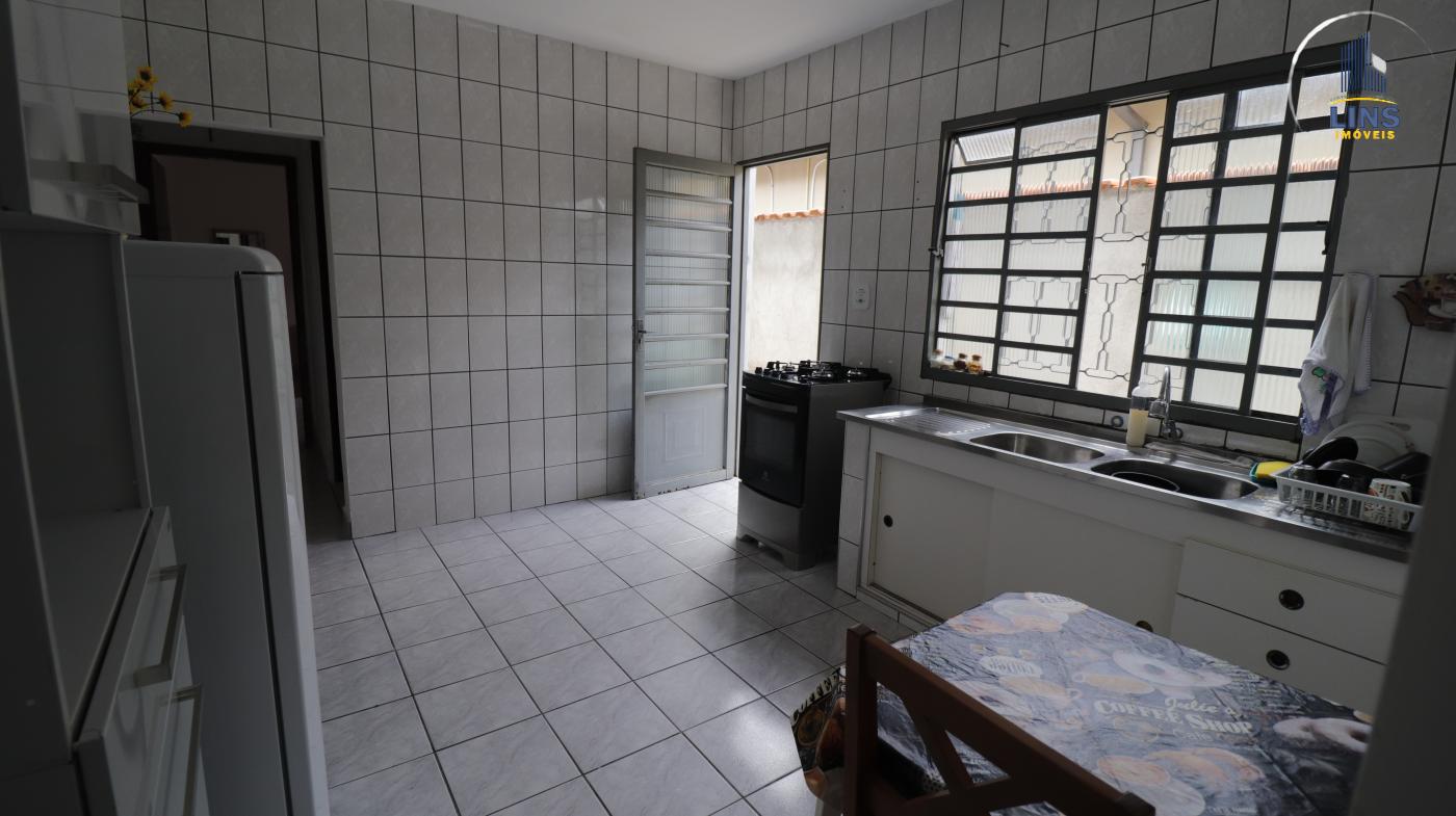 Casa, 2 quartos, 97 m² - Foto 1
