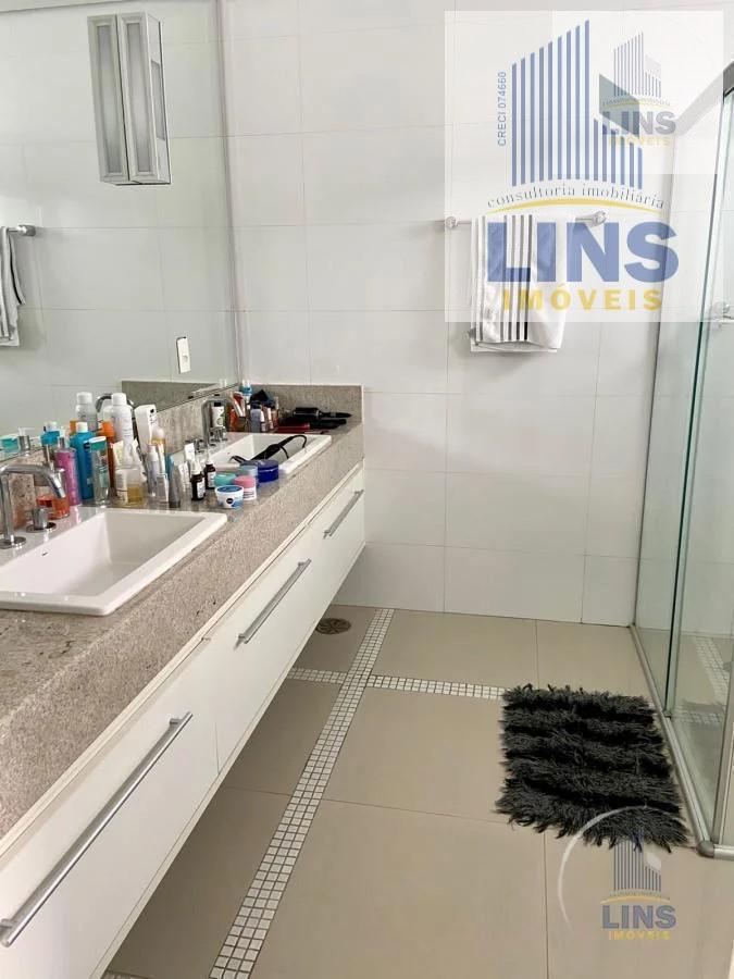 Casa, 4 quartos, 348 m² - Foto 13