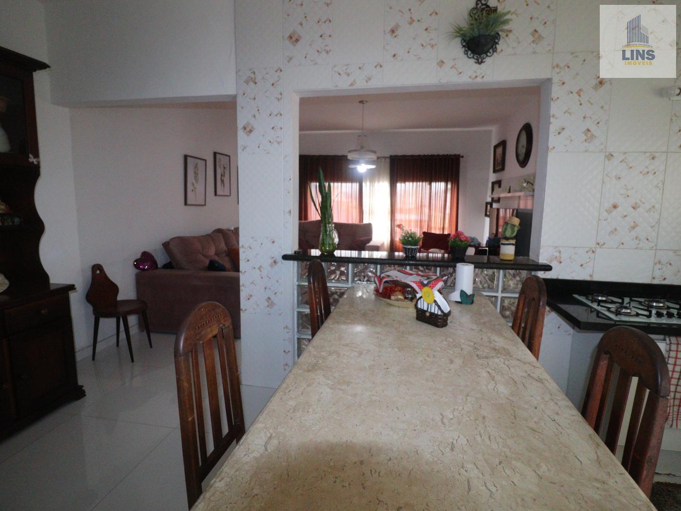 Casa, 3 quartos, 130 m² - Foto 2