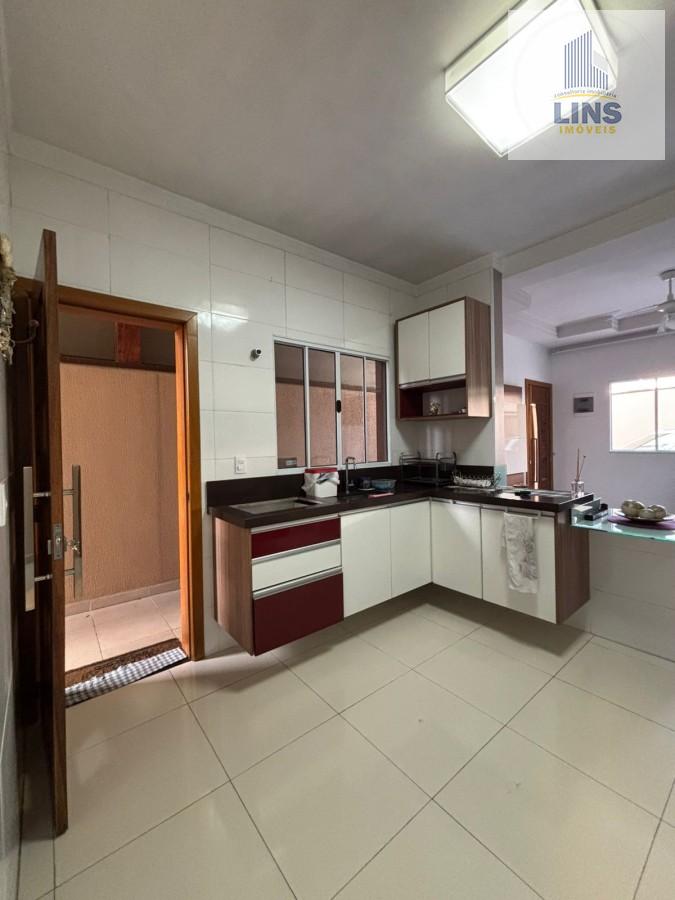 Casa, 3 quartos, 80 m² - Foto 2
